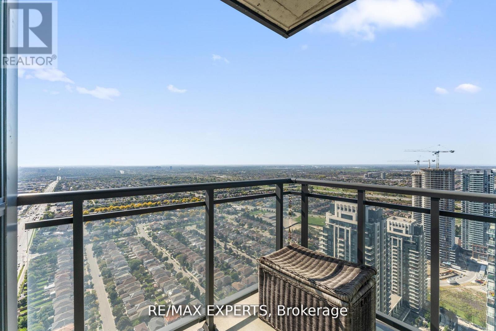 4502 - 4011 Brickstone Mews, Mississauga, Ontario  L5B 0G3 - Photo 25 - W12688314