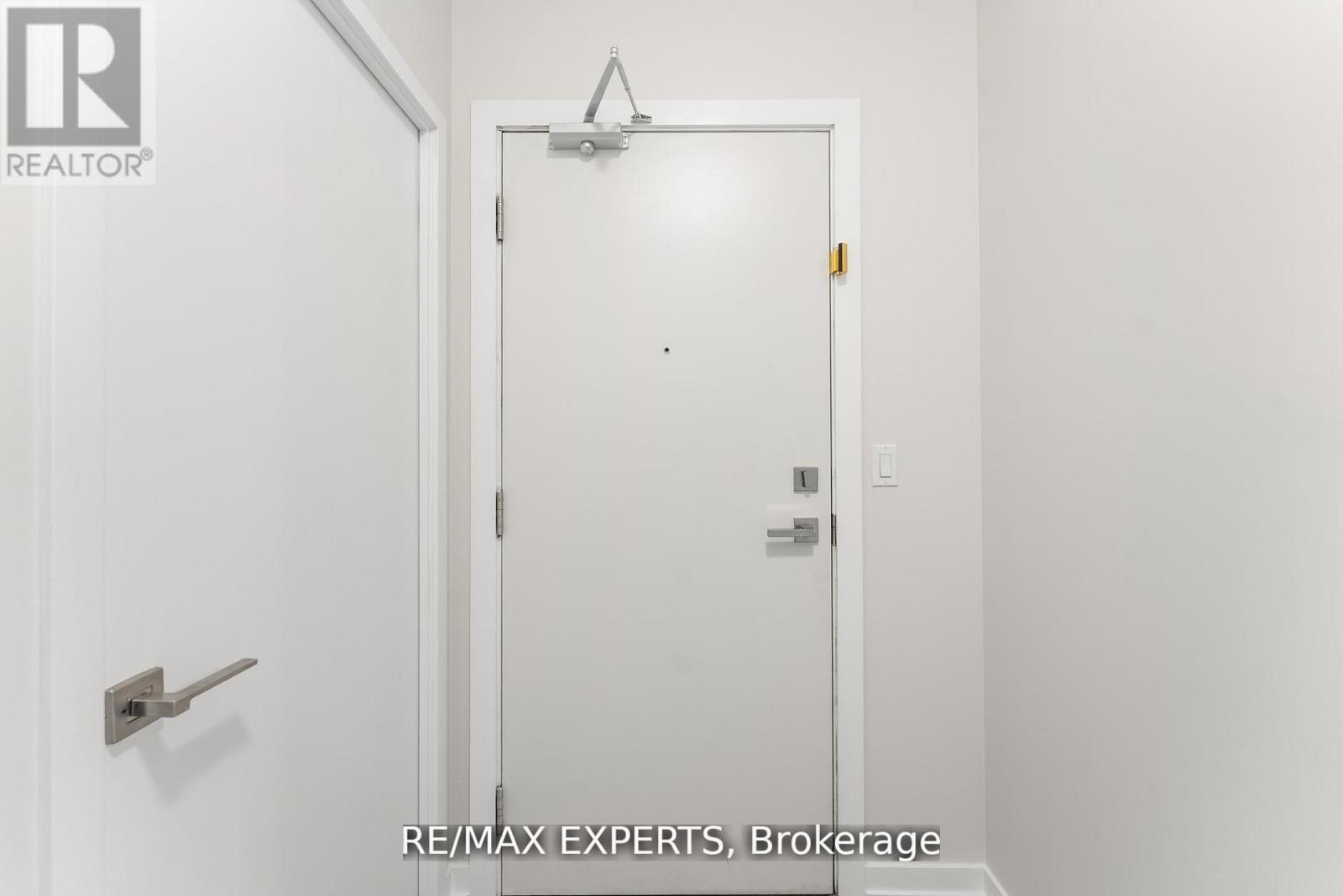 4502 - 4011 Brickstone Mews, Mississauga, Ontario  L5B 0G3 - Photo 37 - W12688314