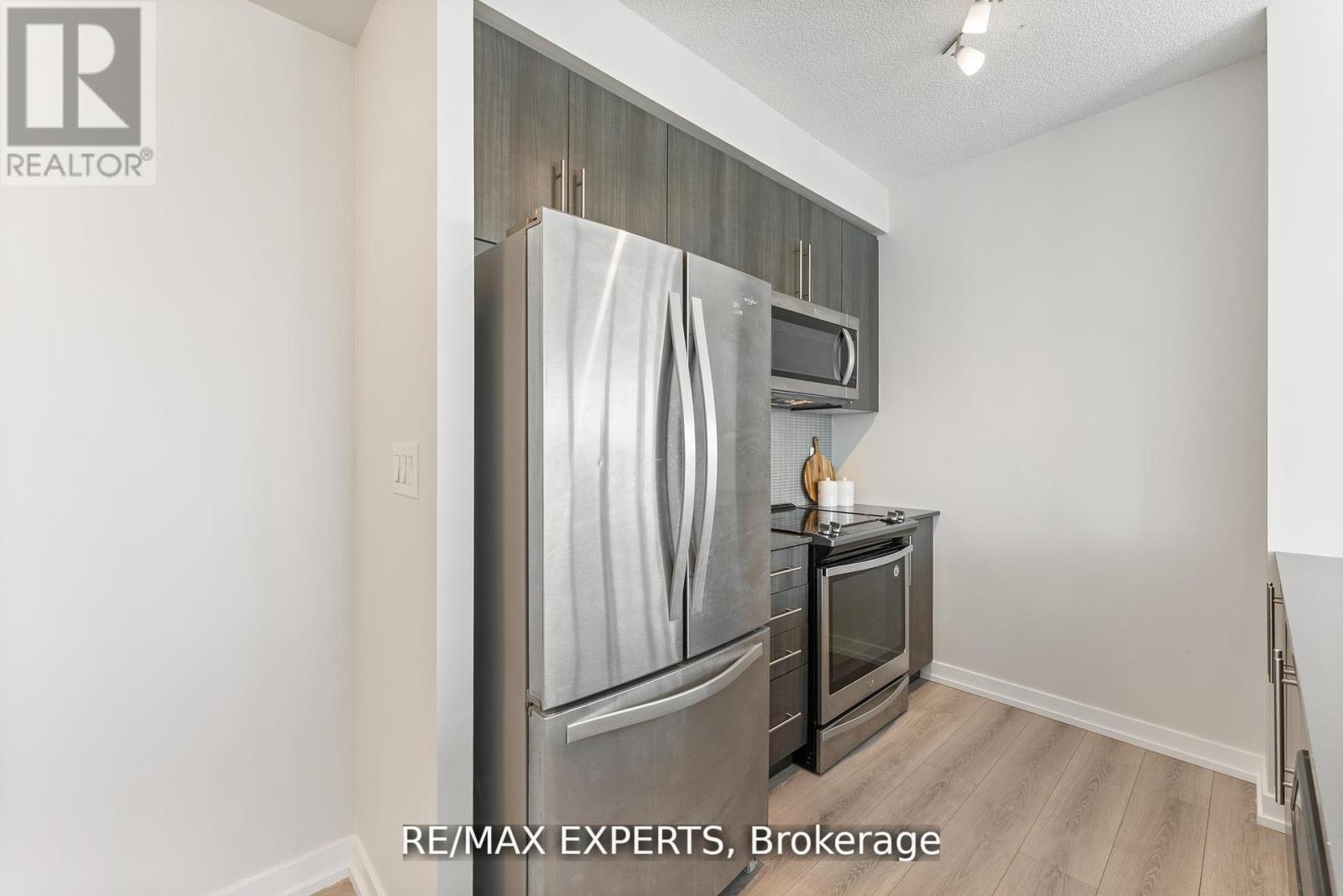 4502 - 4011 Brickstone Mews, Mississauga, Ontario  L5B 0G3 - Photo 7 - W12688314