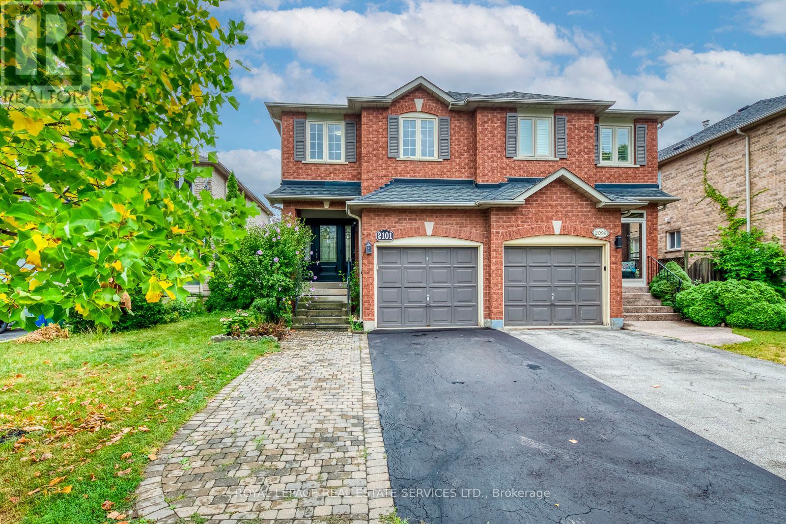 2101 Shady Glen Road, Oakville, Ontario  L6M 3P1 - Photo 2 - W12688348