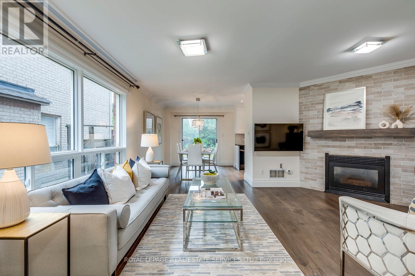 2101 Shady Glen Road, Oakville, Ontario  L6M 3P1 - Photo 6 - W12688348