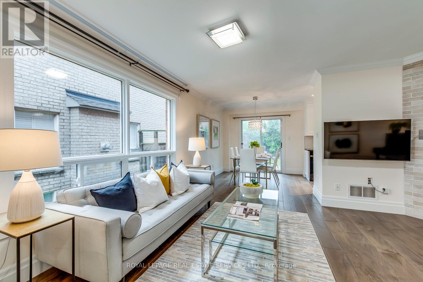 2101 Shady Glen Road, Oakville, Ontario  L6M 3P1 - Photo 7 - W12688348