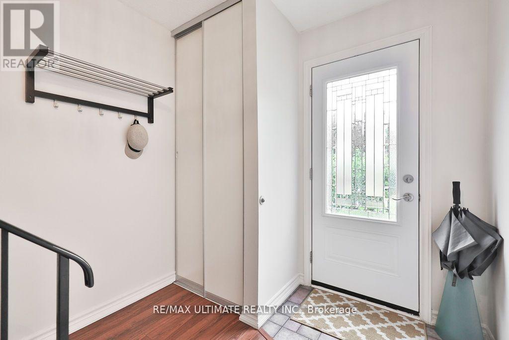 58 - 1050 Shawnmarr Road, Mississauga, Ontario  L5H 3V1 - Photo 3 - W12688358