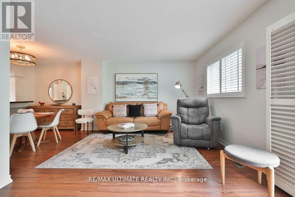 58 - 1050 Shawnmarr Road, Mississauga, Ontario  L5H 3V1 - Photo 6 - W12688358