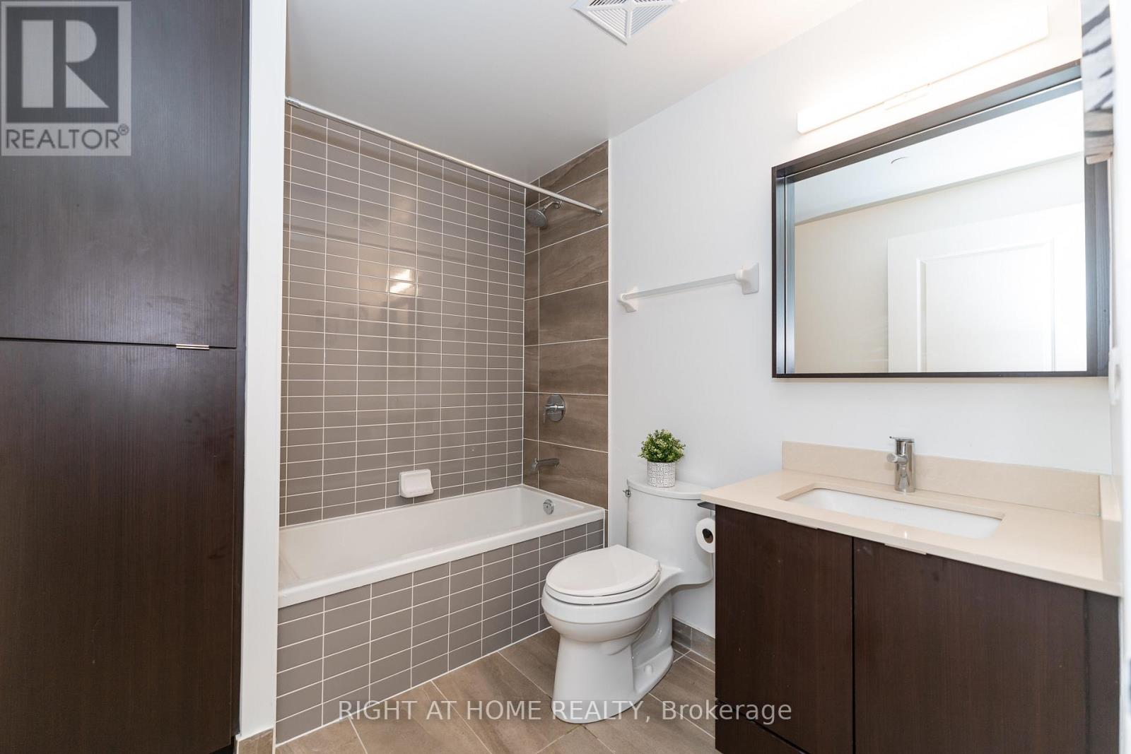 207 - 4655 Metcalfe Avenue, Mississauga, Ontario  L5M 0Z7 - Photo 26 - W12688406