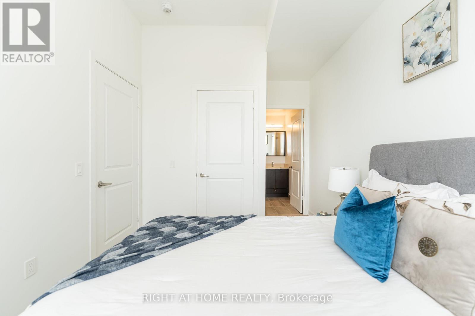 207 - 4655 Metcalfe Avenue, Mississauga, Ontario  L5M 0Z7 - Photo 17 - W12688416