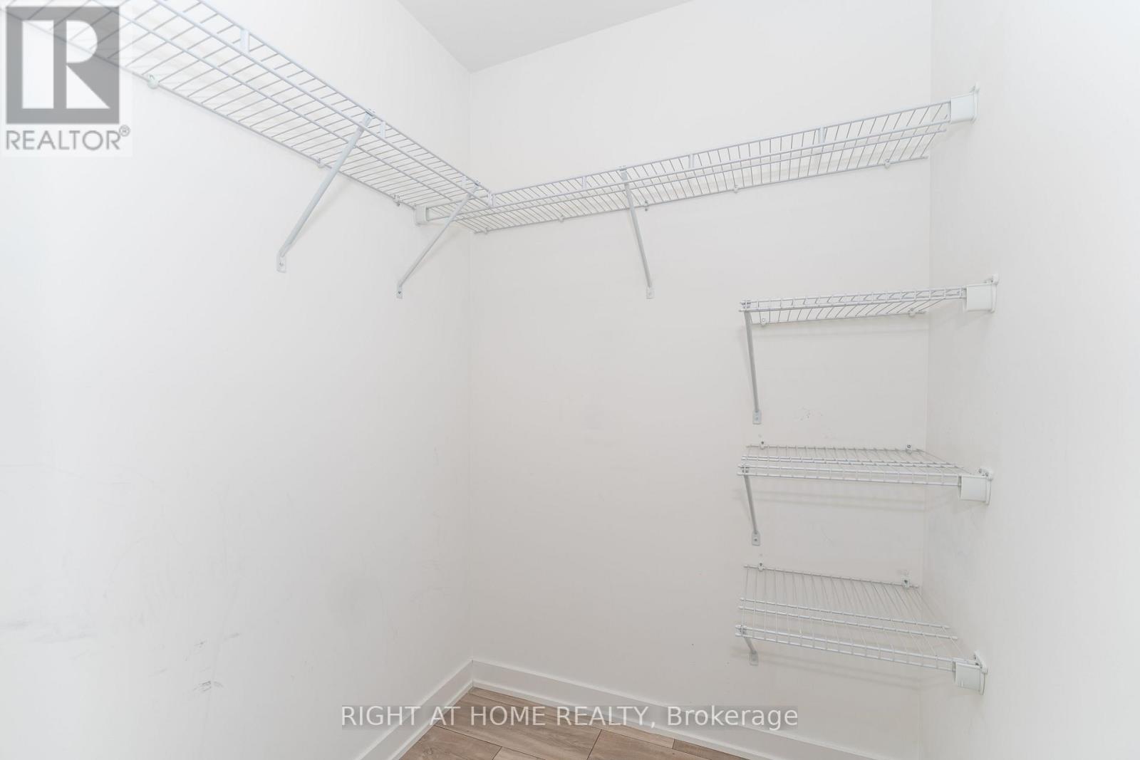 207 - 4655 Metcalfe Avenue, Mississauga, Ontario  L5M 0Z7 - Photo 23 - W12688416