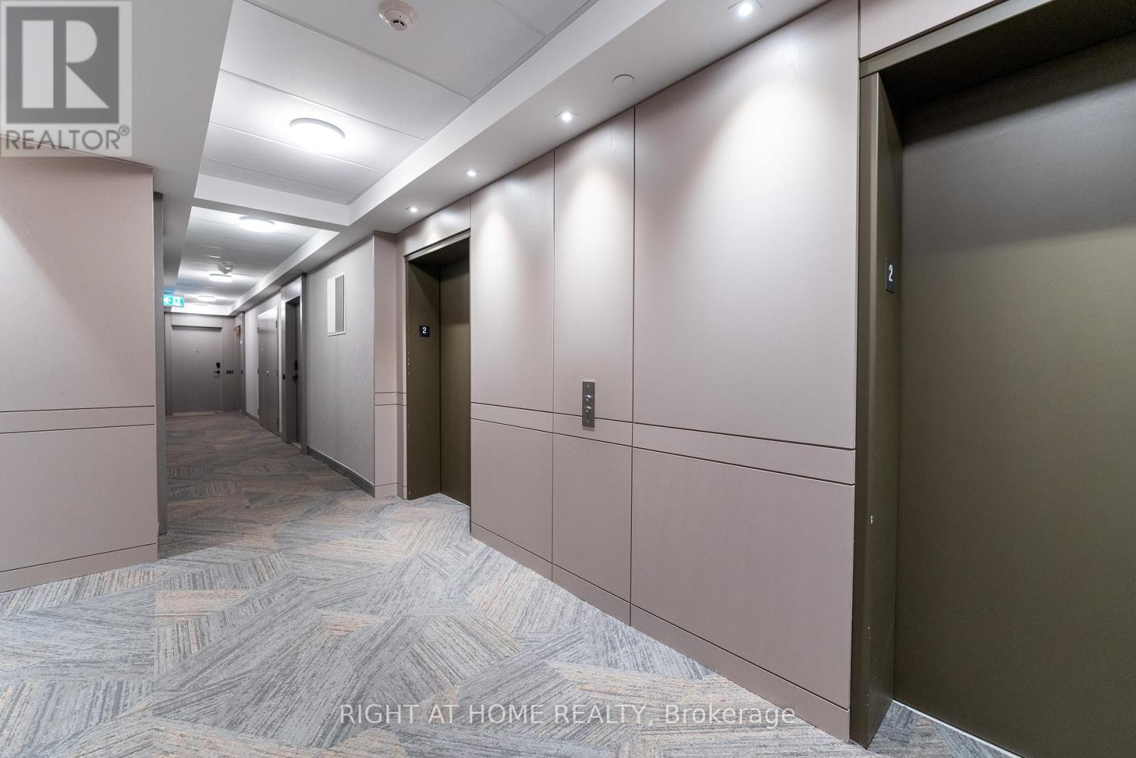 207 - 4655 Metcalfe Avenue, Mississauga, Ontario  L5M 0Z7 - Photo 4 - W12688416