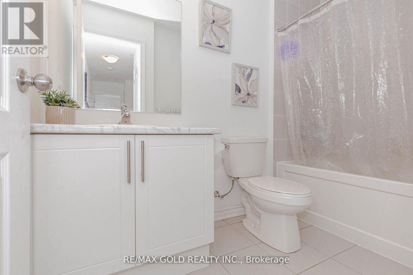 15 Tiveron Avenue, Caledon, Ontario  L7C 4L4 - Photo 22 - W12688424