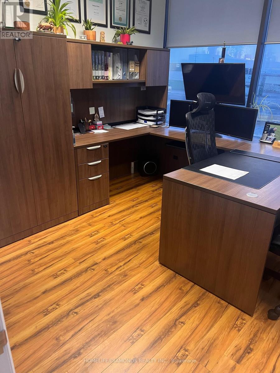 208-A - 30 Intermodal Drive, Brampton, Ontario  L6T 5K1 - Photo 6 - W12688438