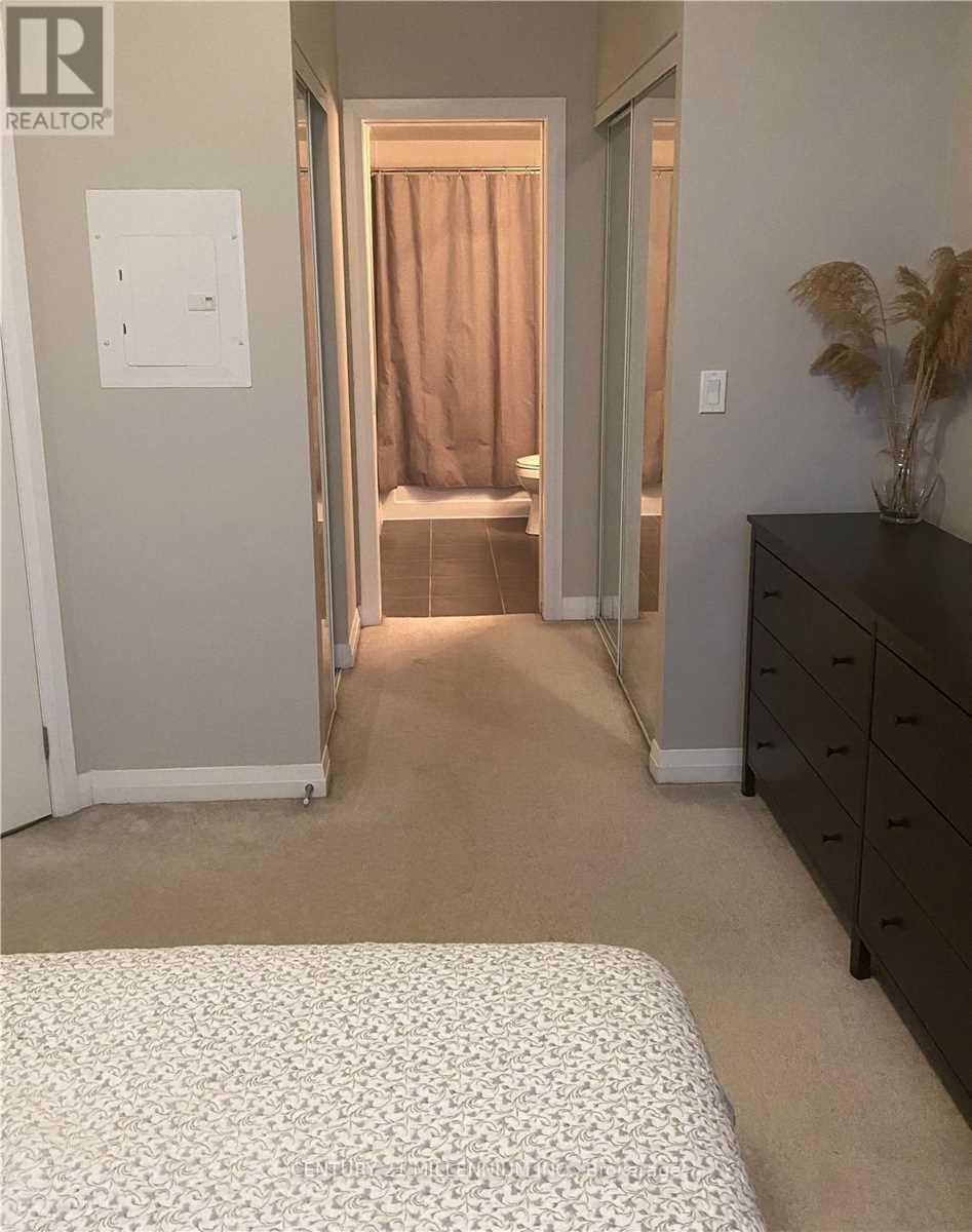 905 - 55 Eglinton Avenue W, Mississauga, Ontario  L5R 3P5 - Photo 11 - W12688480