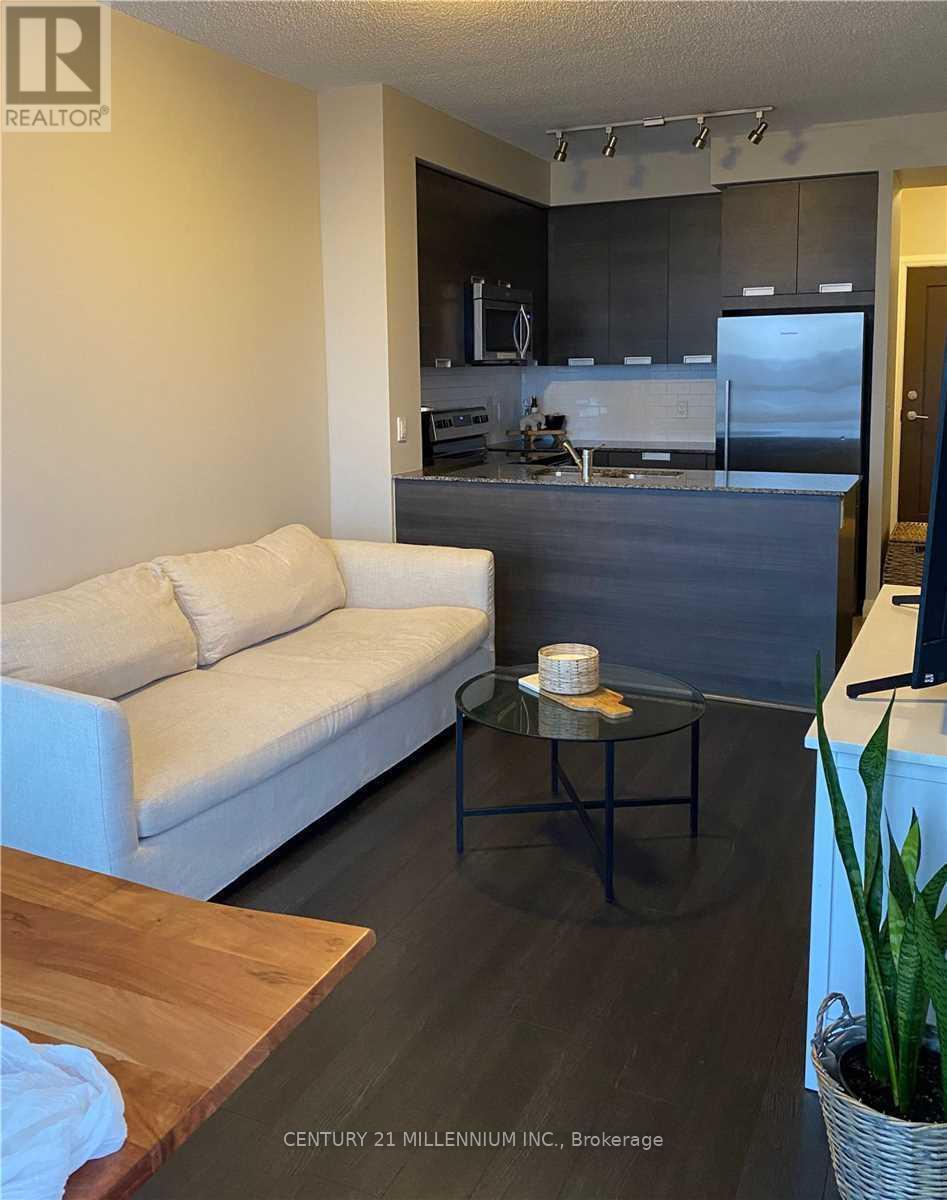 905 - 55 Eglinton Avenue W, Mississauga, Ontario  L5R 3P5 - Photo 6 - W12688480