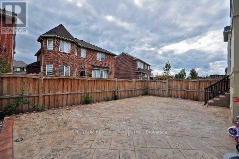 Upper - 314 Pringle Avenue, Milton, Ontario  L9T 7N2 - Photo 12 - W12688520