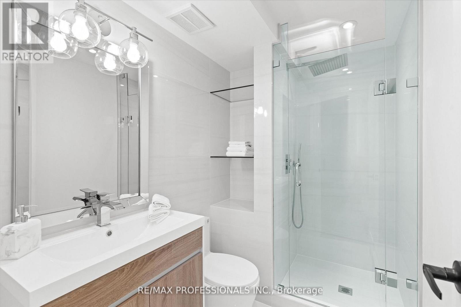 508 - 820 Burnhamthorpe Road, Toronto, Ontario  M9C 4W2 - Photo 20 - W12688524