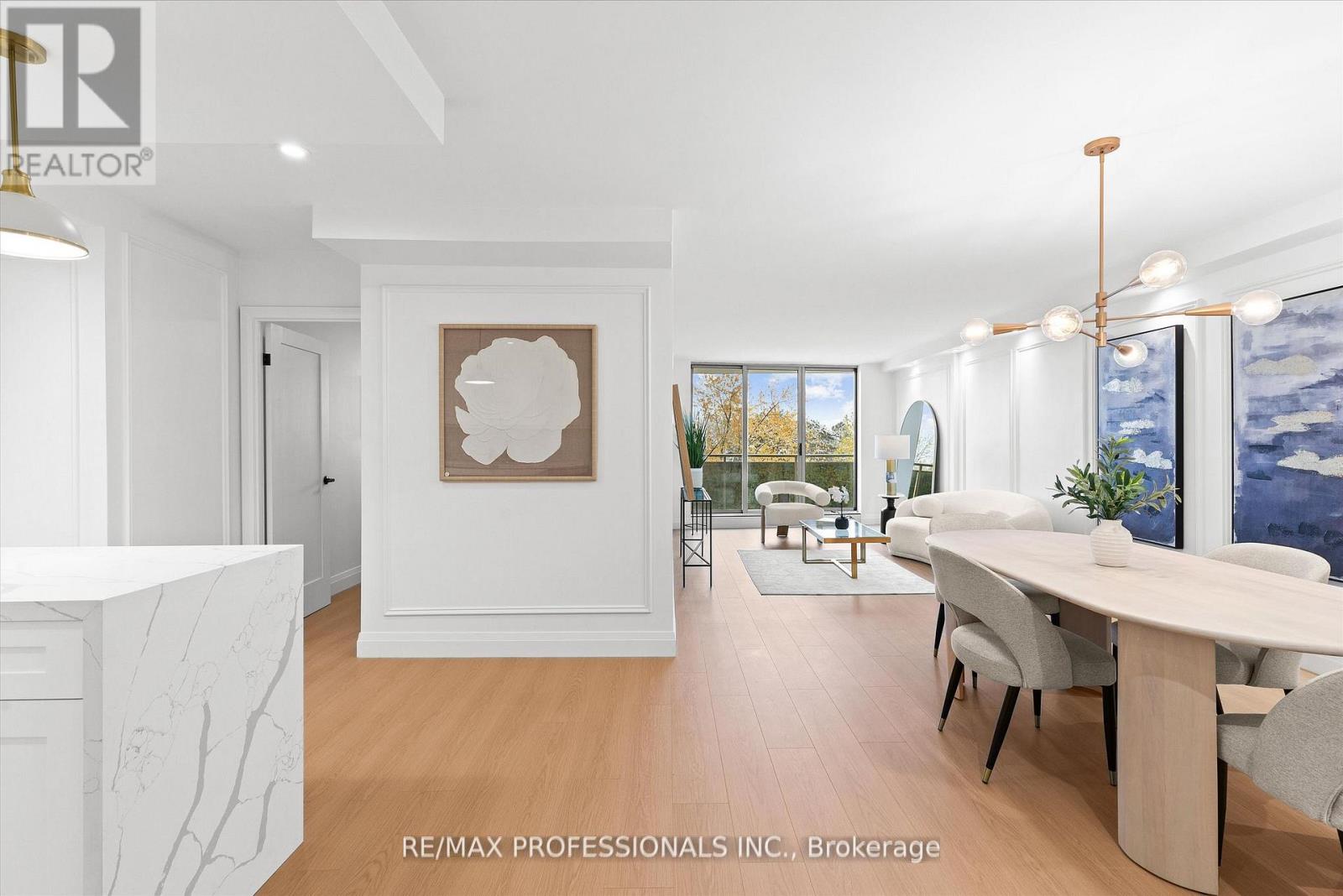 508 - 820 Burnhamthorpe Road, Toronto, Ontario  M9C 4W2 - Photo 4 - W12688524