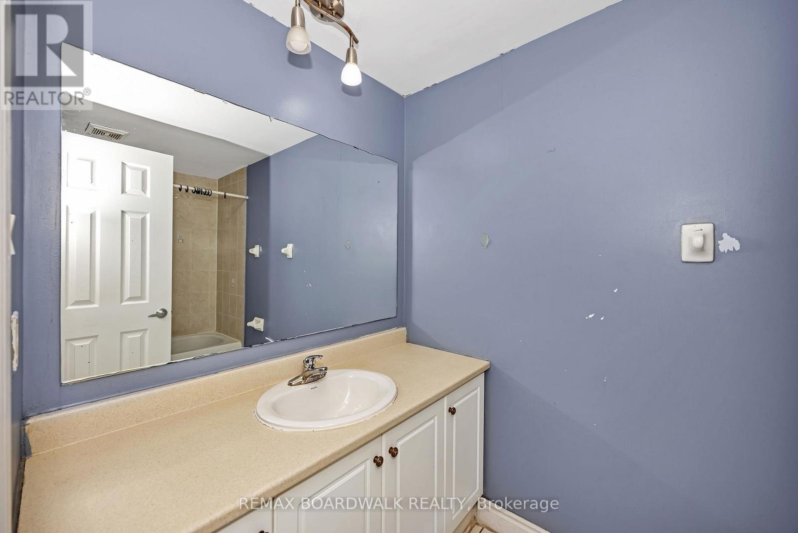 67 - 392 Garden Glen Private, Ottawa, Ontario  K2G 1E4 - Photo 27 - X12628914