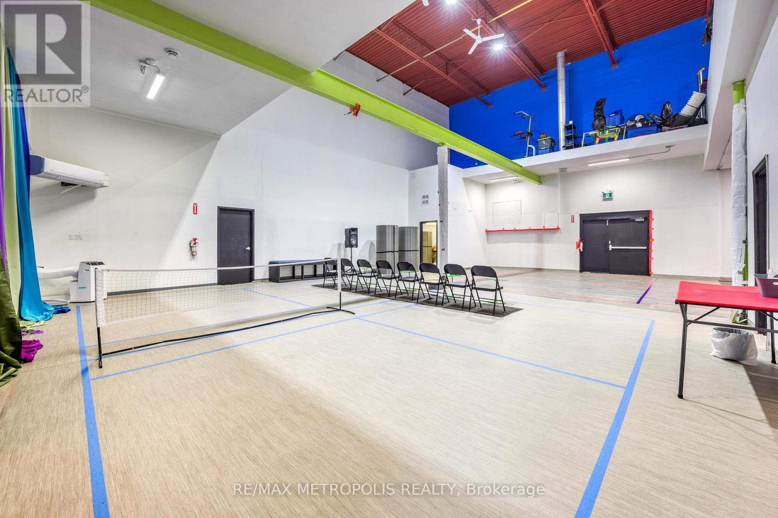 142 Kendall Street, Point Edward, Ontario  N7V 4G5 - Photo 11 - X12688308