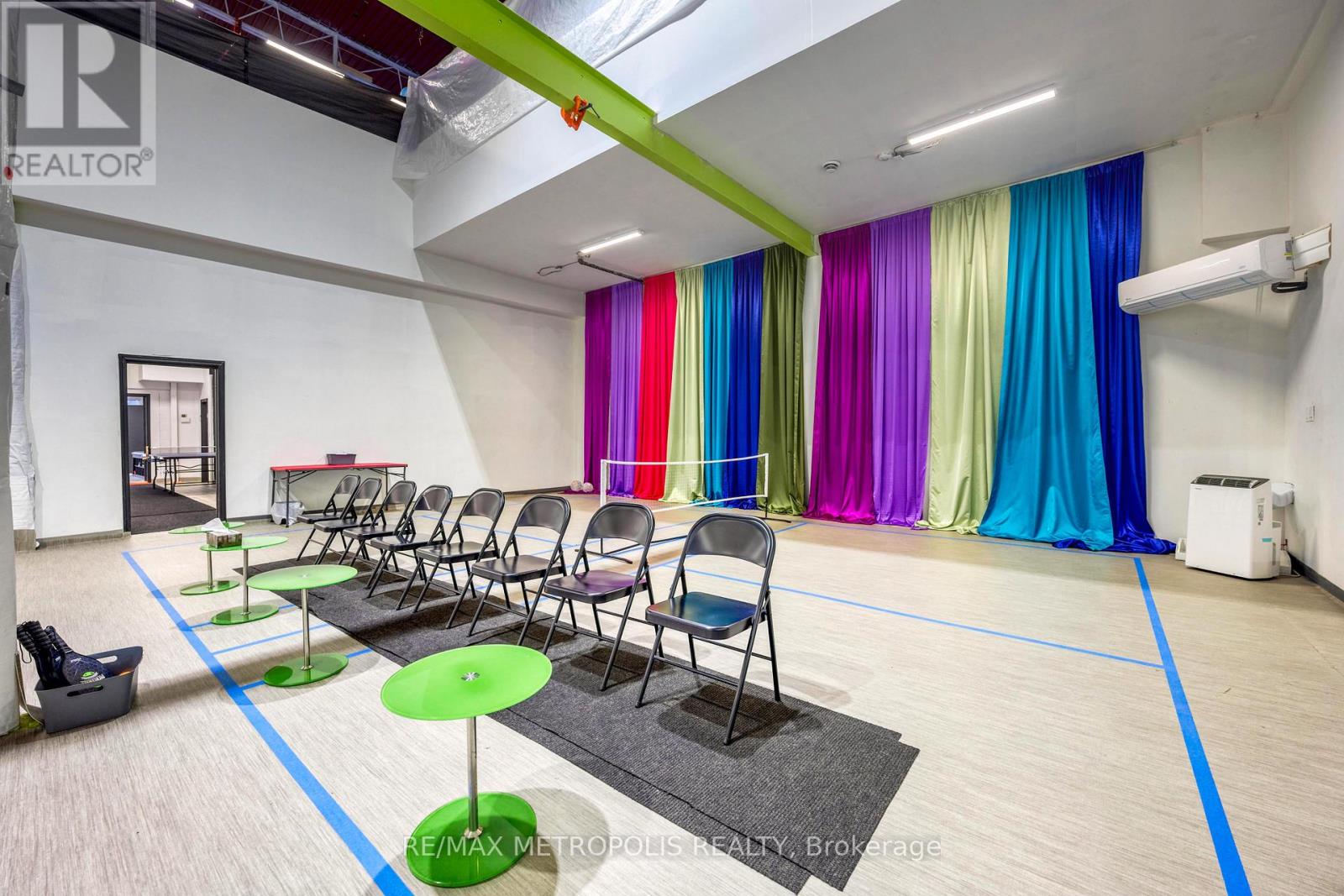 142 Kendall Street, Point Edward, Ontario  N7V 4G5 - Photo 13 - X12688308