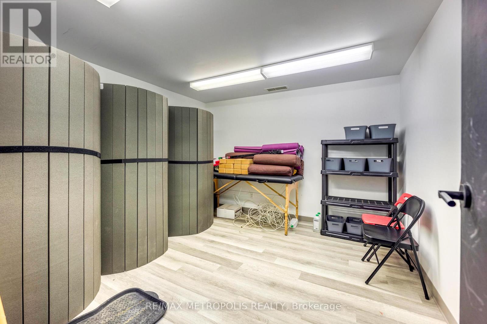 142 Kendall Street, Point Edward, Ontario  N7V 4G5 - Photo 20 - X12688308