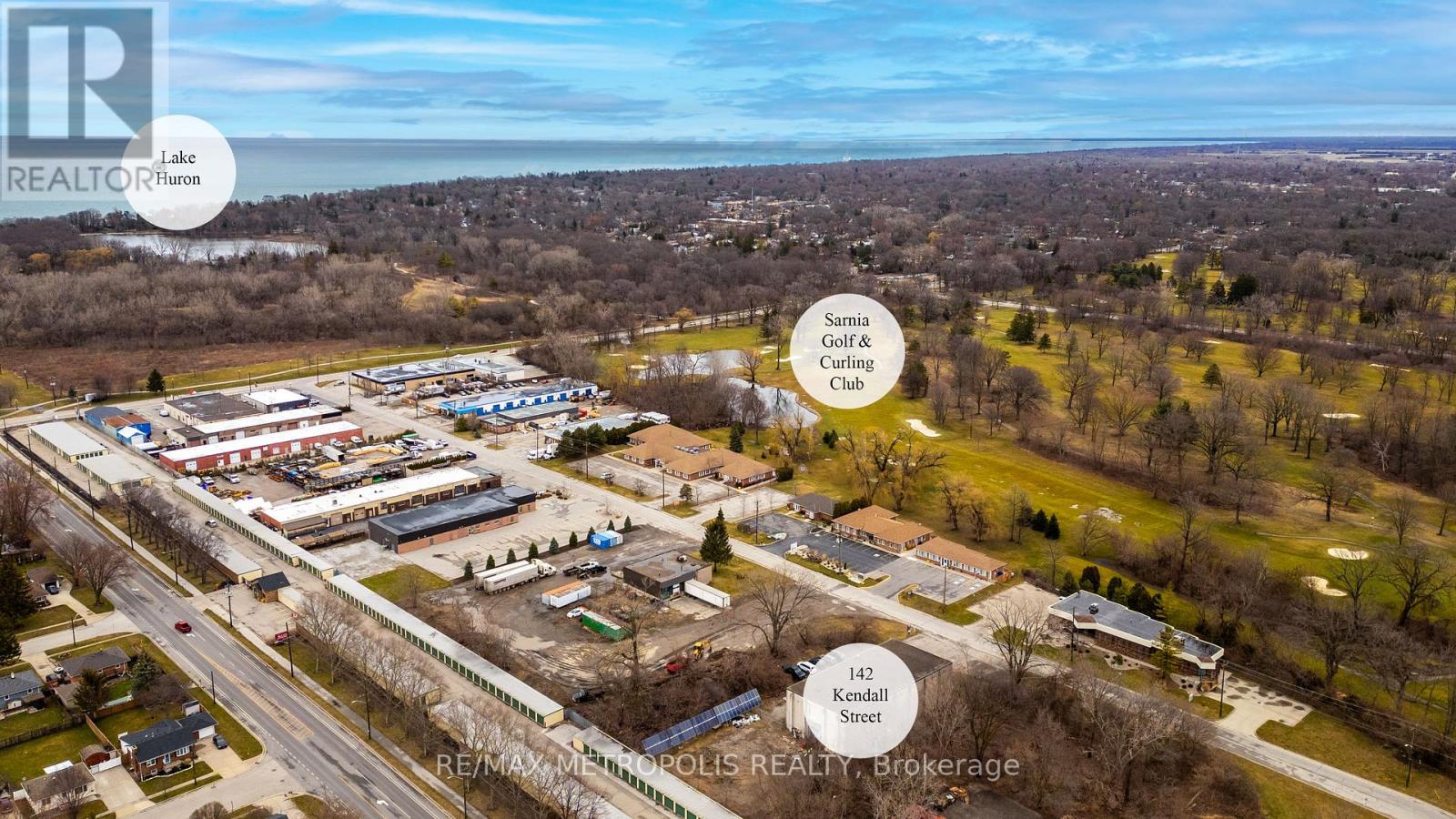 142 Kendall Street, Point Edward, Ontario  N7V 4G5 - Photo 31 - X12688308