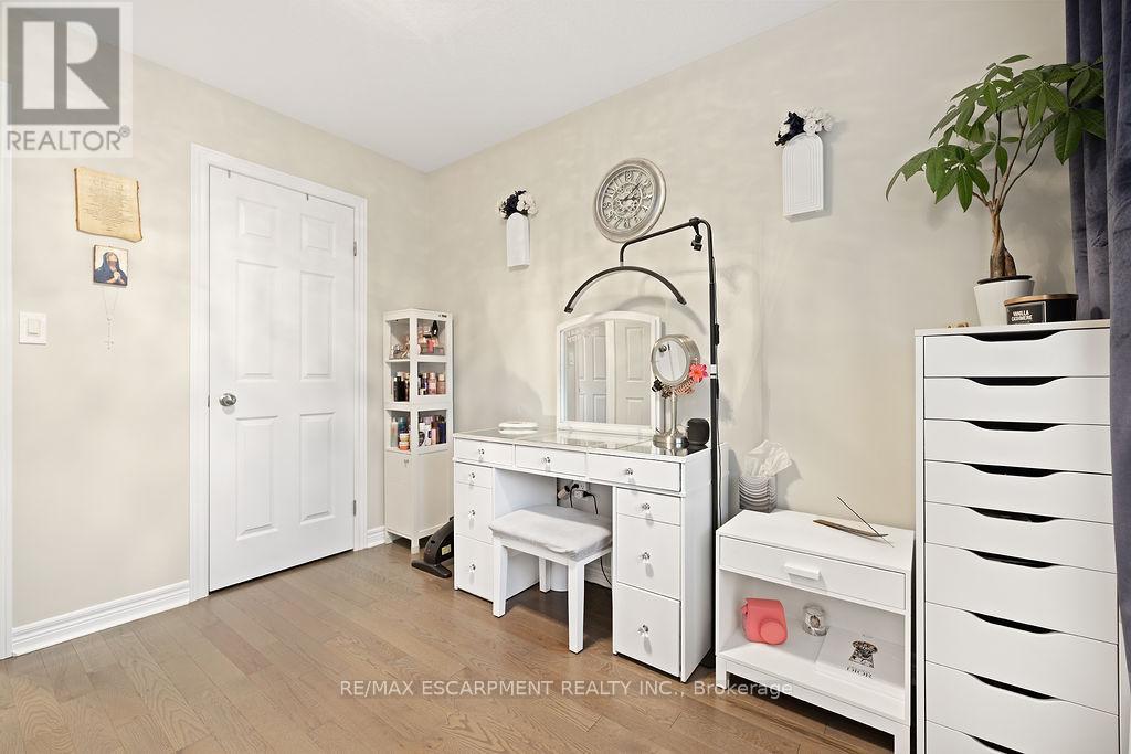 84 Periwinkle Drive, Hamilton, Ontario  L0R 1P0 - Photo 23 - X12688340