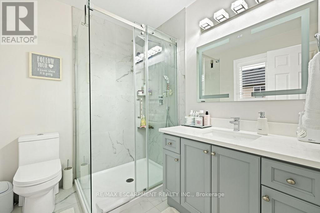 84 Periwinkle Drive, Hamilton, Ontario  L0R 1P0 - Photo 32 - X12688340