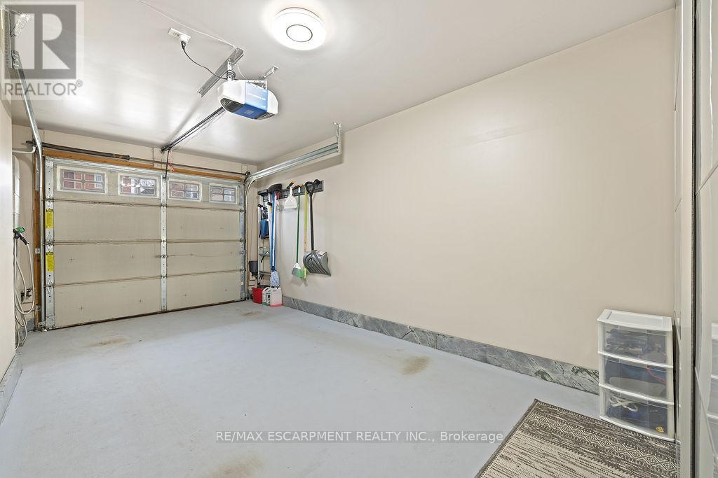 84 Periwinkle Drive, Hamilton, Ontario  L0R 1P0 - Photo 44 - X12688340