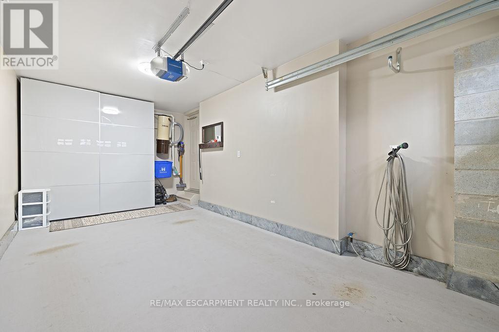 84 Periwinkle Drive, Hamilton, Ontario  L0R 1P0 - Photo 45 - X12688340