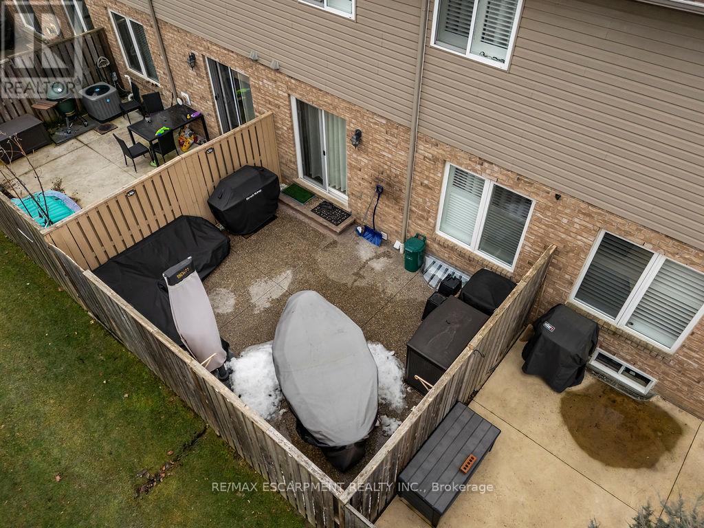 84 Periwinkle Drive, Hamilton, Ontario  L0R 1P0 - Photo 48 - X12688340