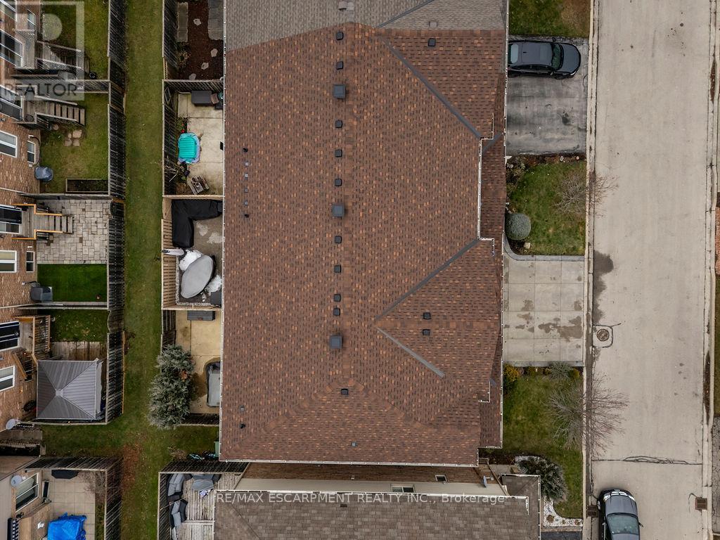 84 Periwinkle Drive, Hamilton, Ontario  L0R 1P0 - Photo 49 - X12688340