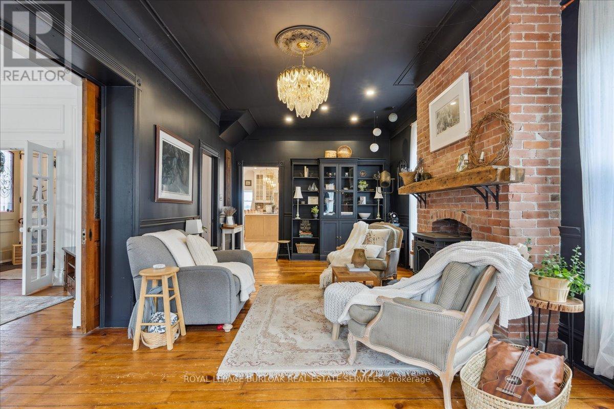 123 Main Street W, Grimsby, Ontario  L3M 1R9 - Photo 10 - X12688442