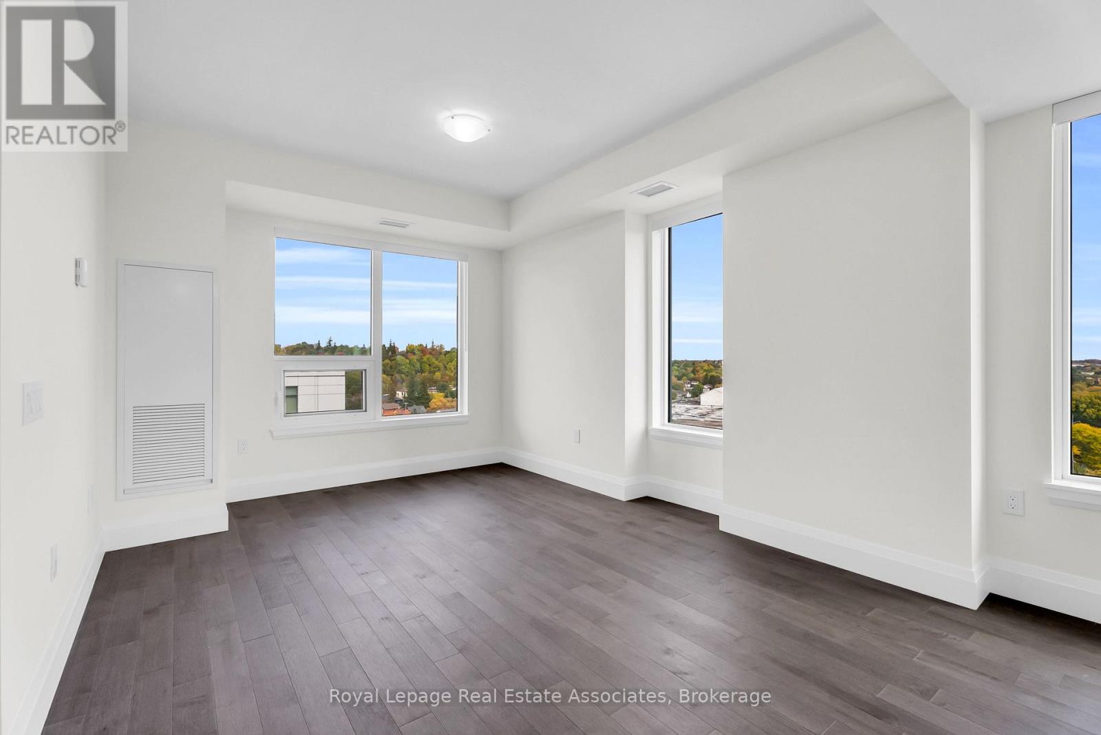 1212 - 93 Arthur Street S, Guelph, Ontario  N1E 0P5 - Photo 13 - X12688462