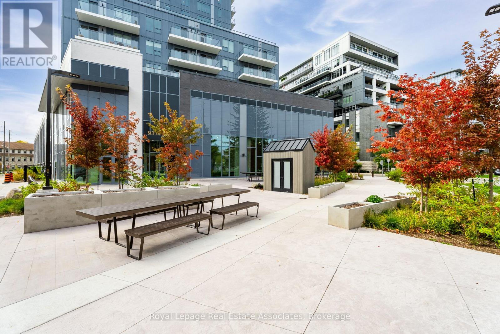 1212 - 93 Arthur Street S, Guelph, Ontario  N1E 0P5 - Photo 3 - X12688462