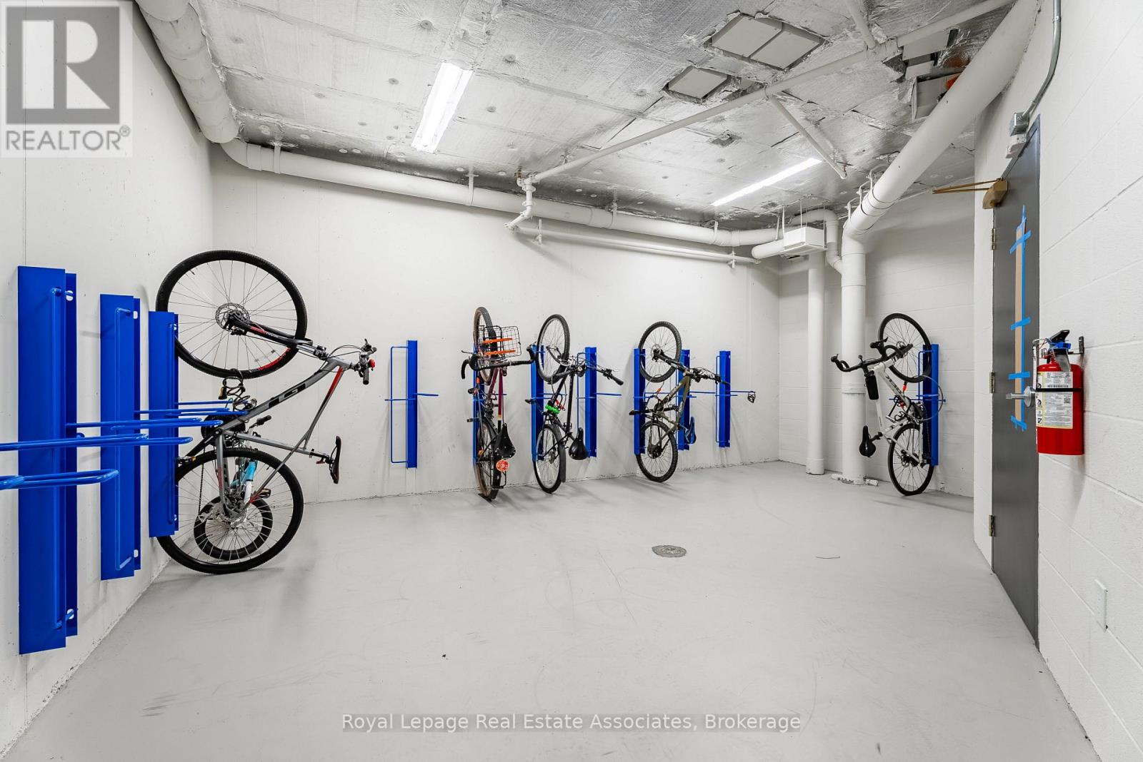 1212 - 93 Arthur Street S, Guelph, Ontario  N1E 0P5 - Photo 43 - X12688462