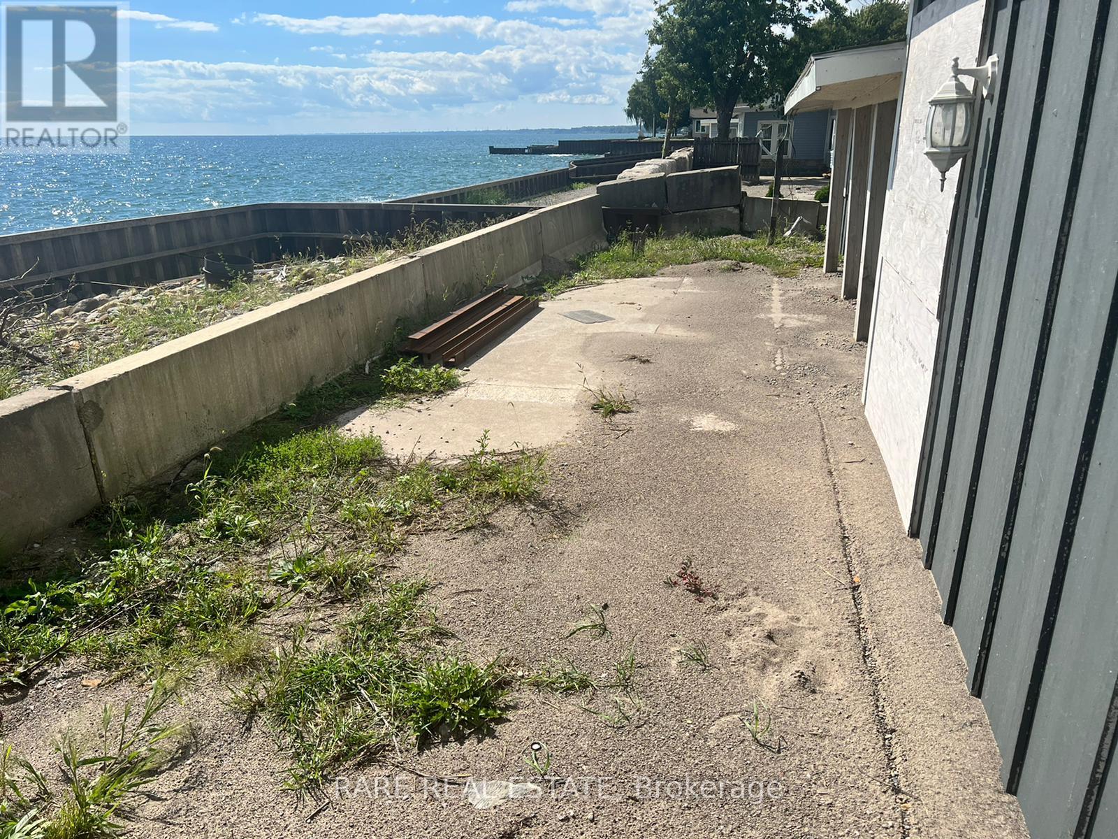 18080 Erie Shore Drive, Chatham-Kent, Ontario  N0P 1A0 - Photo 3 - X12688494