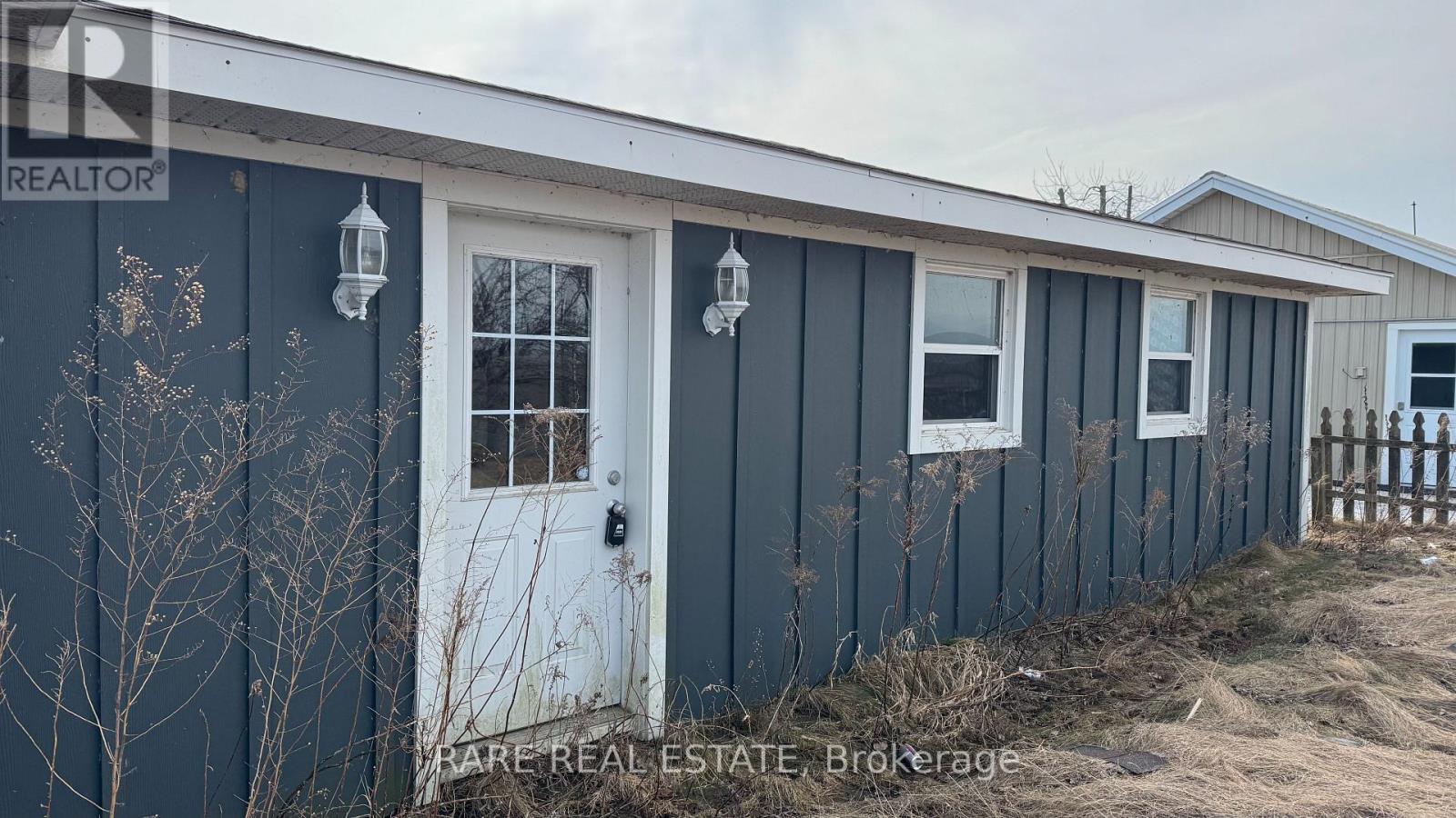 18080 Erie Shore Drive, Chatham-Kent, Ontario  N0P 1A0 - Photo 8 - X12688494