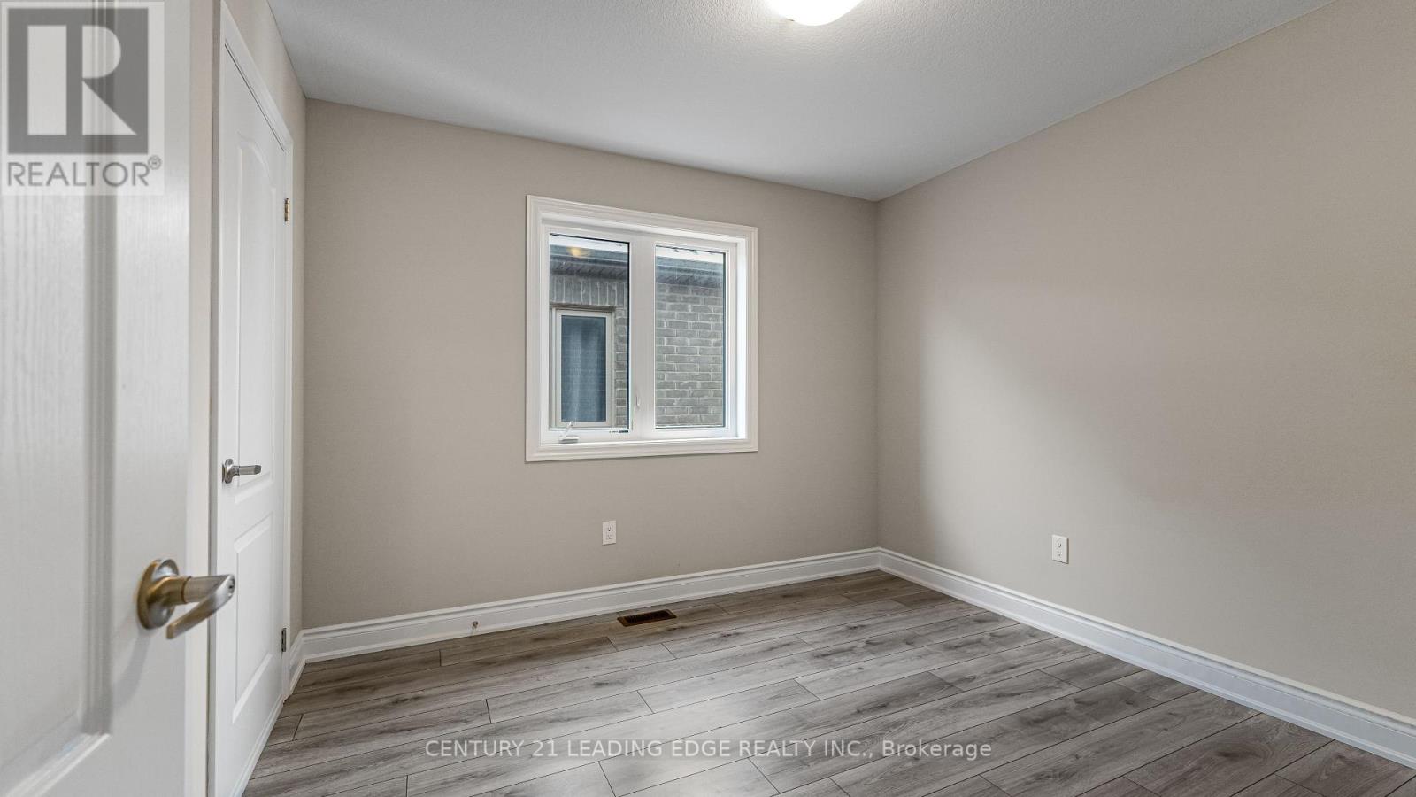 124 Sunset Way, Thorold, Ontario  L0S 1A0 - Photo 29 - X12688530