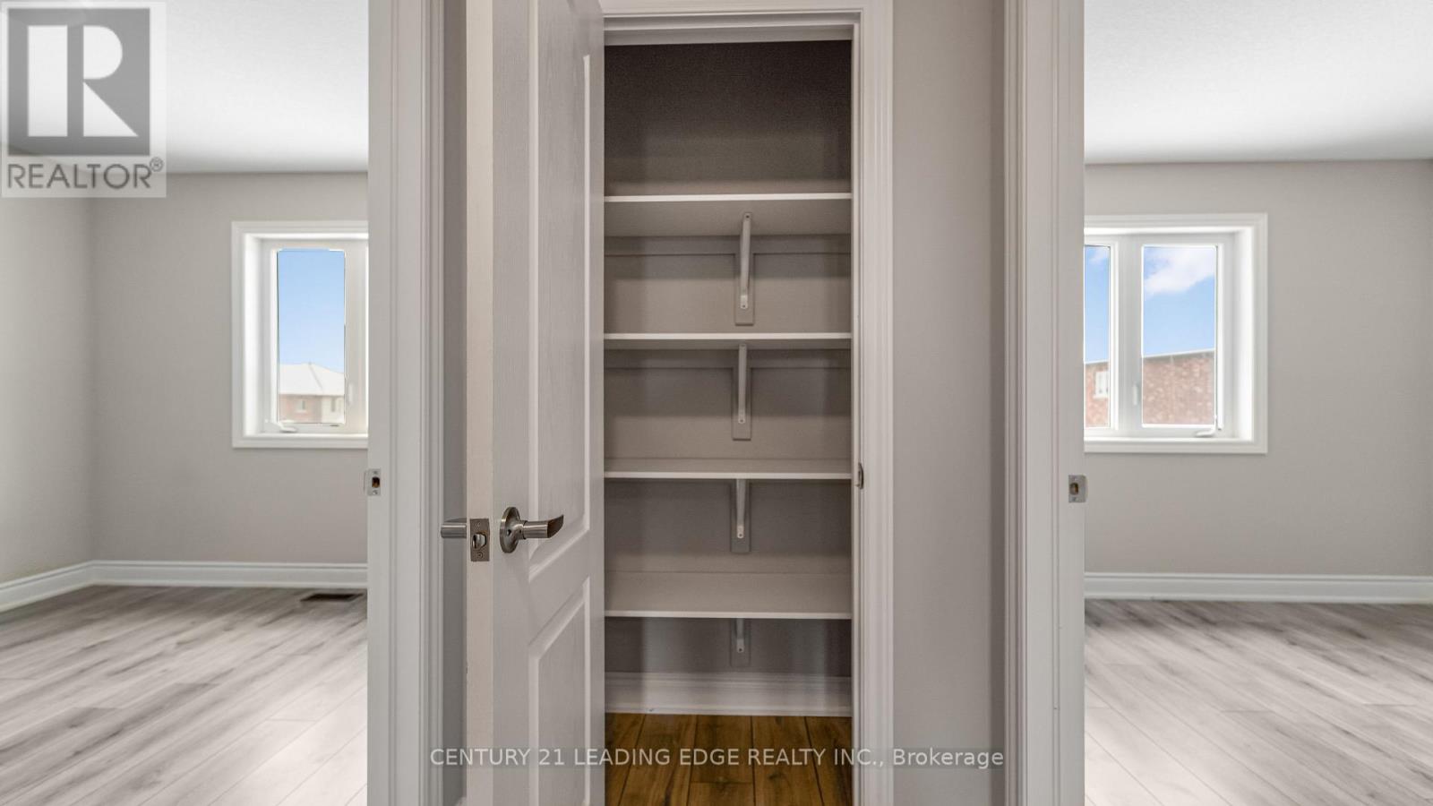 124 Sunset Way, Thorold, Ontario  L0S 1A0 - Photo 34 - X12688530