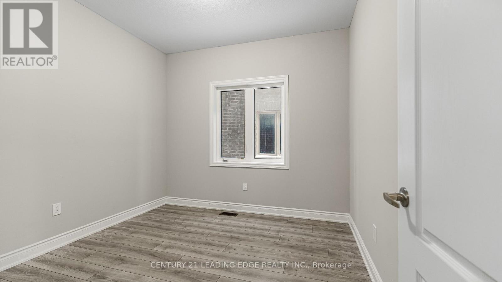 124 Sunset Way, Thorold, Ontario  L0S 1A0 - Photo 9 - X12688530