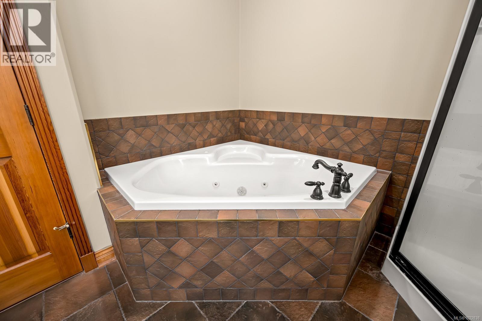 2435 Charleville Rd, Campbell River, British Columbia  V9W 4N4 - Photo 28 - 1022838