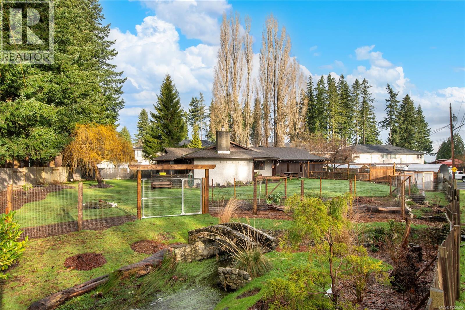 450 Old Petersen Rd, Campbell River, British Columbia