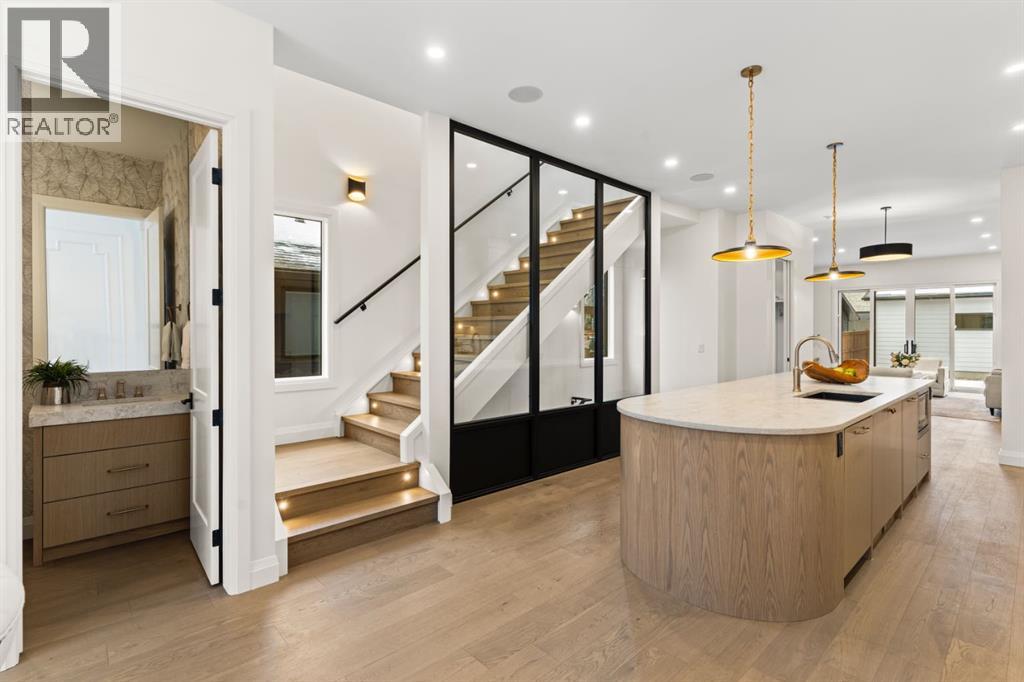 2216 12 Avenue Nw, Calgary, Alberta  T2N 1K2 - Photo 9 - A2277457