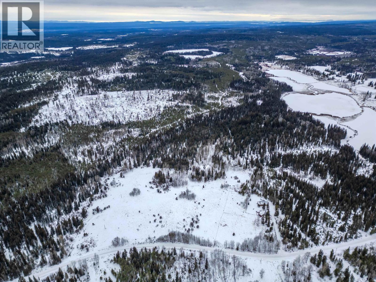 3074 Spout Lake Road, Lac La Hache, British Columbia  V0K 1T0 - Photo 37 - R3078403