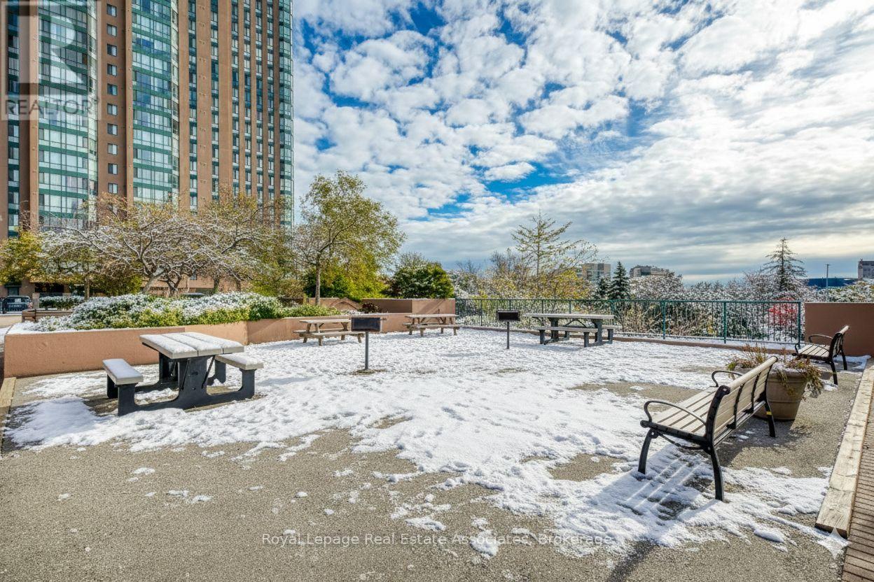 901 - 155 Hillcrest Avenue, Mississauga, Ontario  L5B 3Z2 - Photo 23 - W12505354