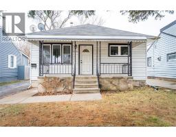 2571 MEIGHEN, Windsor, Ontario