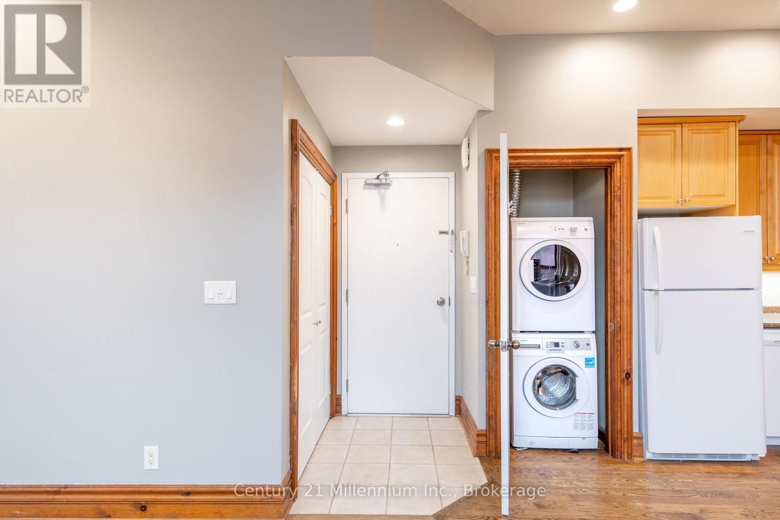 2 - 68 Hurontario Street, Collingwood, Ontario  L9Y 2L8 - Photo 5 - S12688564