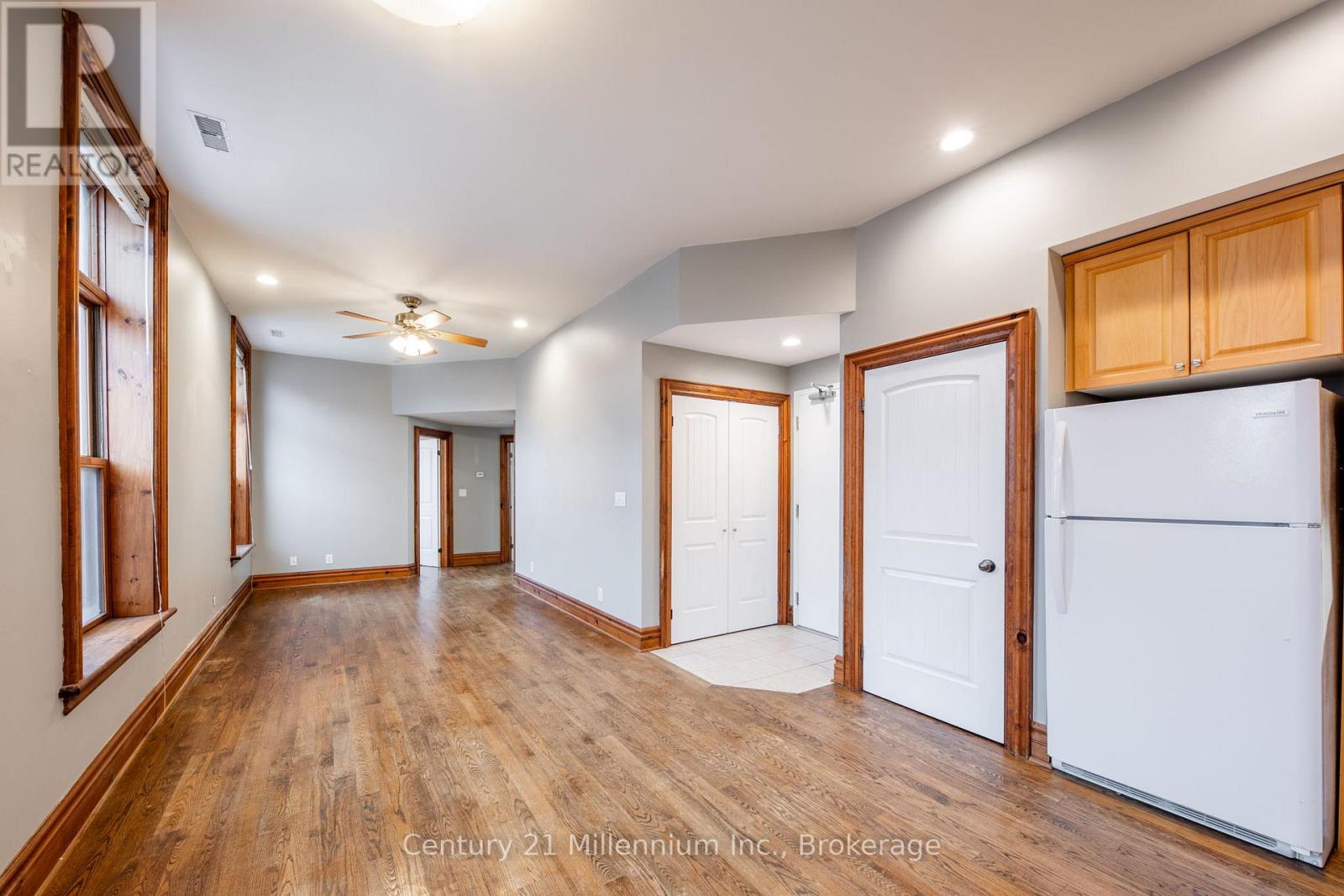 2 - 68 Hurontario Street, Collingwood, Ontario  L9Y 2L8 - Photo 9 - S12688564