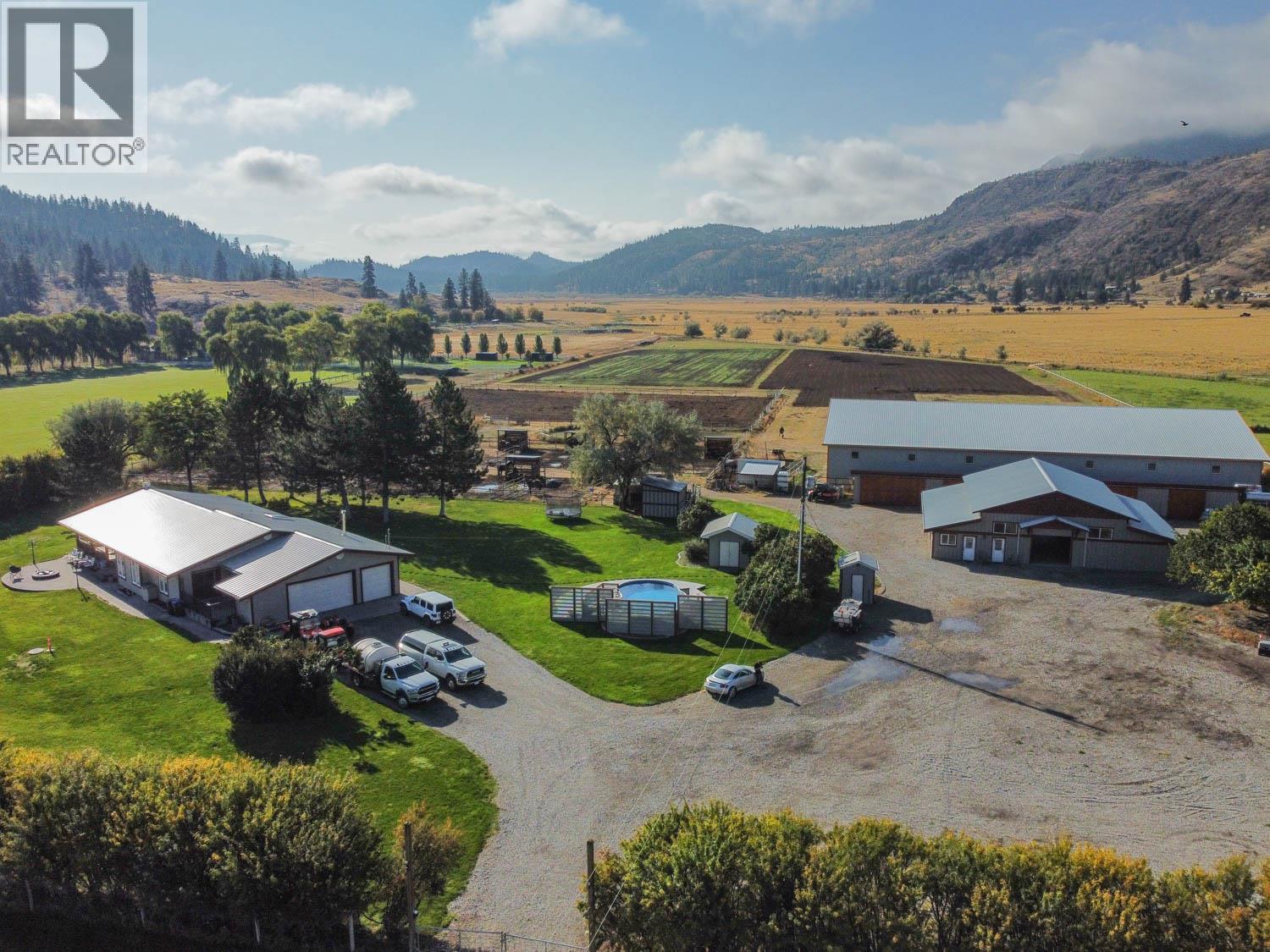 300 Jones Way Road, oliver, British Columbia