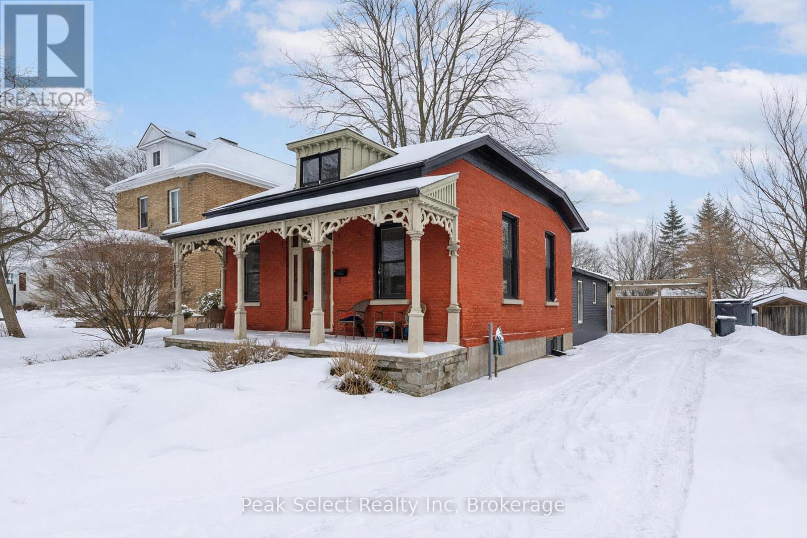 363 Queen Street E, St. Marys, Ontario  N4X 1B1 - Photo 2 - X12688572