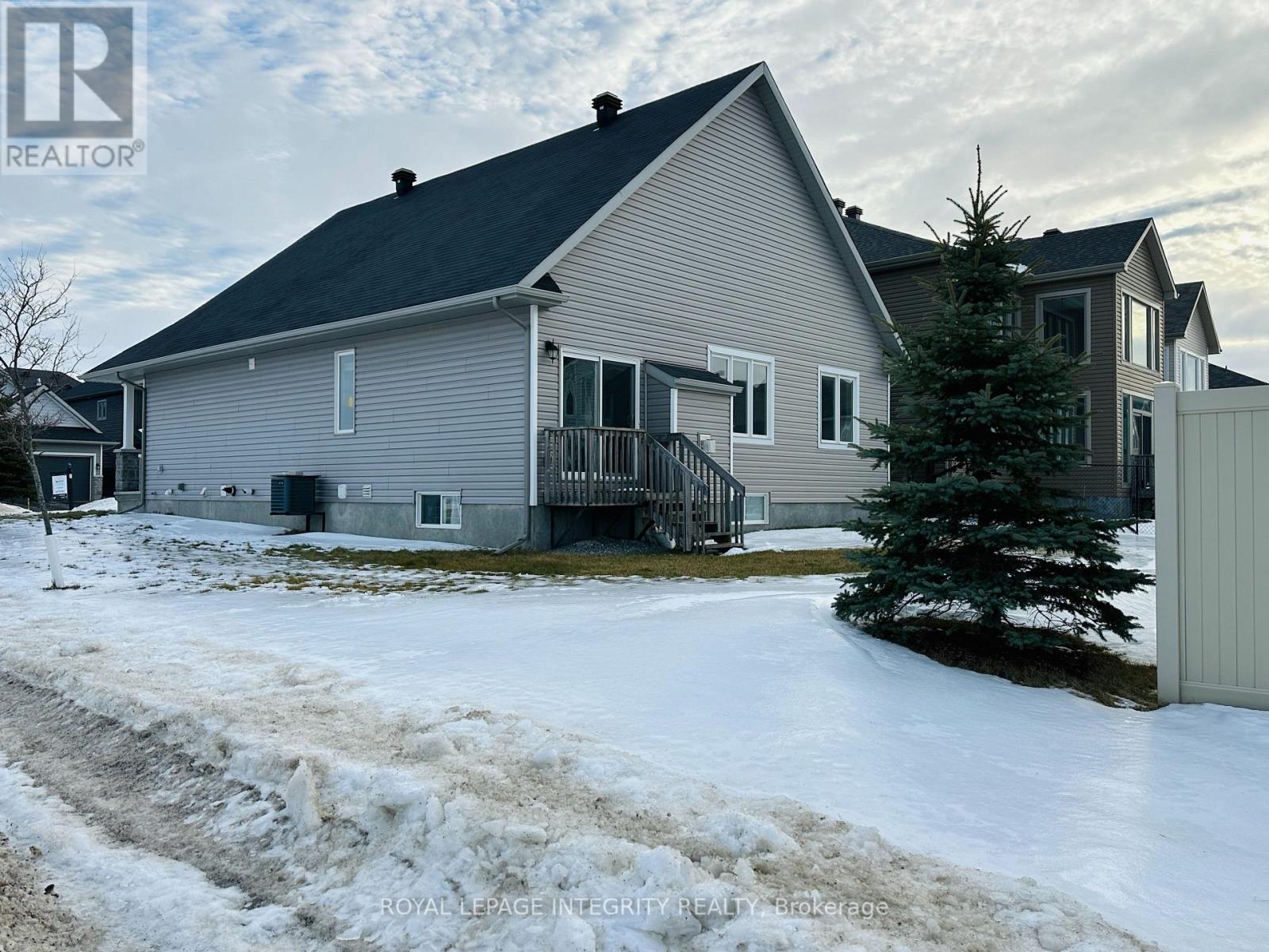 200 Rover Street, Ottawa, Ontario  K2V 0G2 - Photo 20 - X12466963